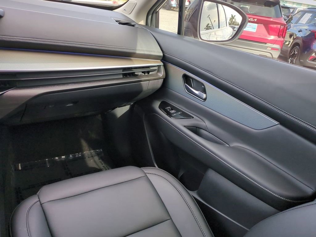 Certified 2025 Nissan Murano SL image 17