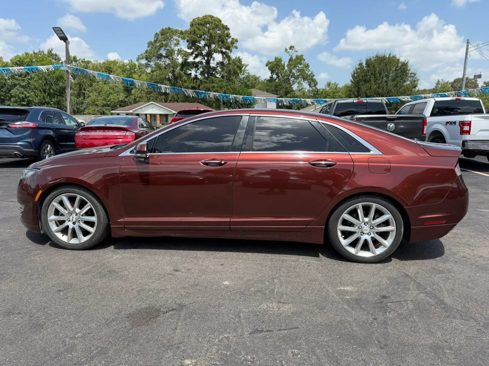 Used 2016 Lincoln MKZ w/ Equipment Group 300A Reserve FWD image 11
