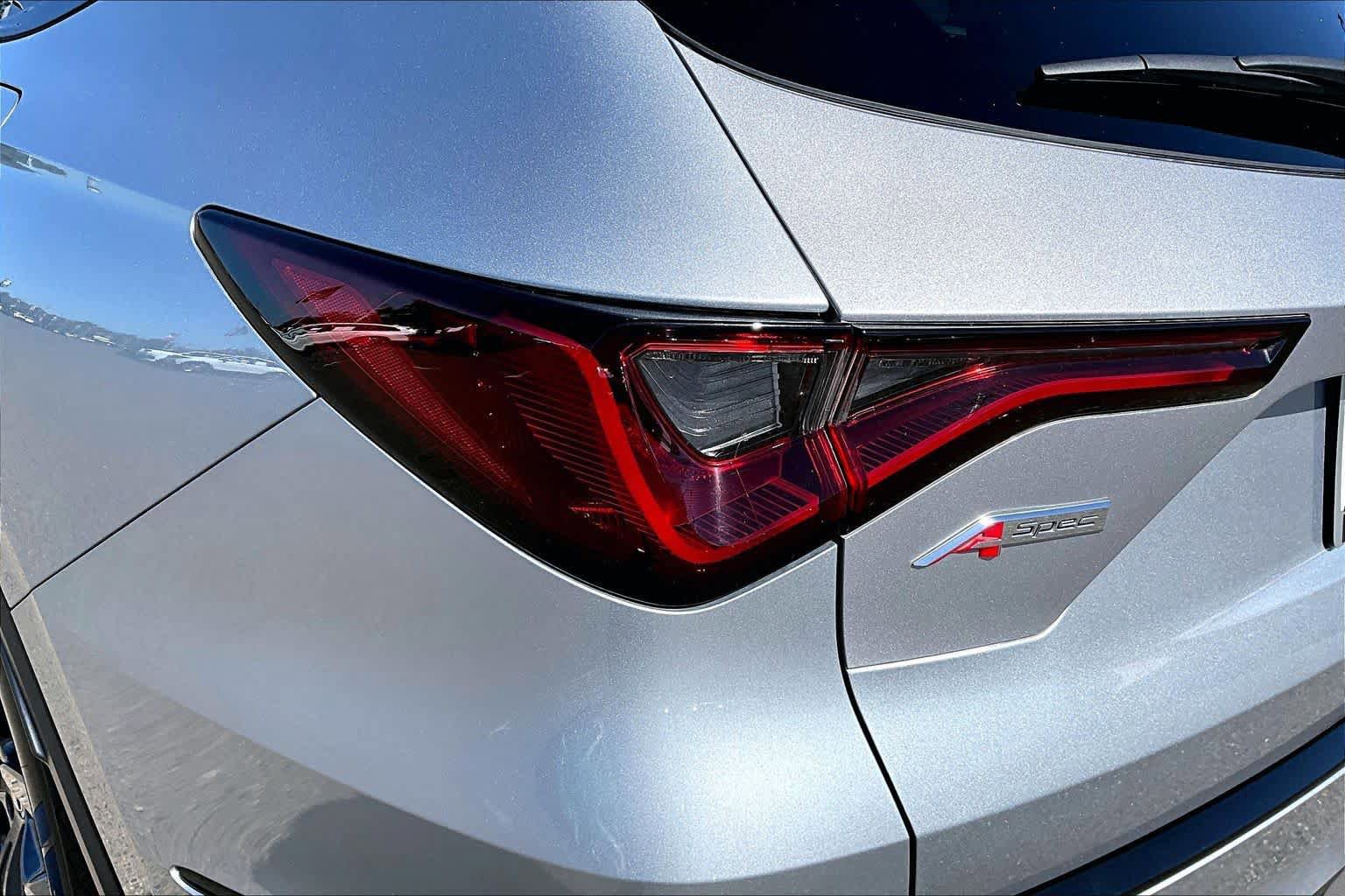 Used 2023 Acura MDX A-Spec AWD/4WD image 28