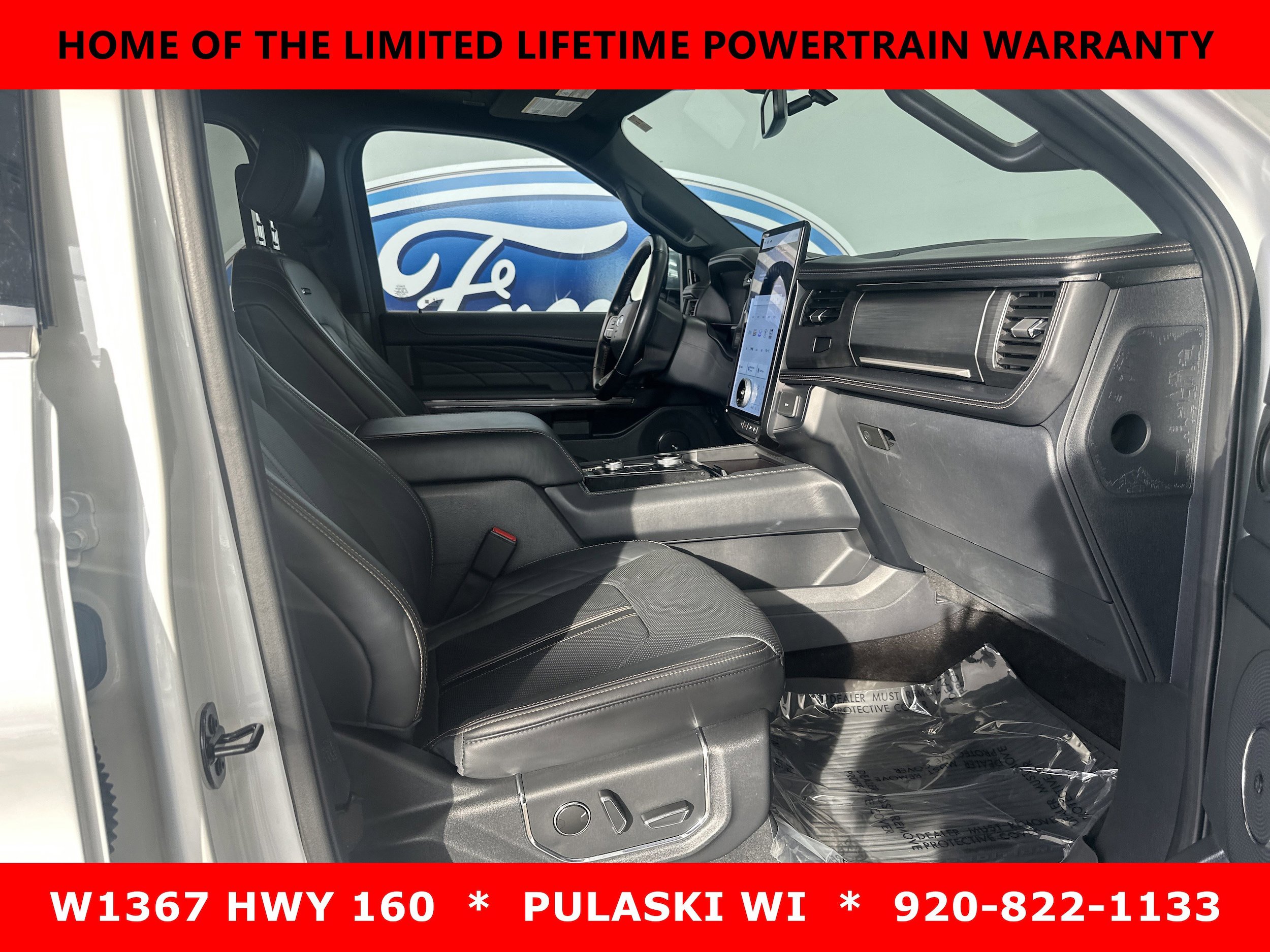 Used 2023 Ford Expedition Platinum AWD/4WD image 5