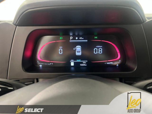 Used 2025 Hyundai Elantra Sport FWD image 17
