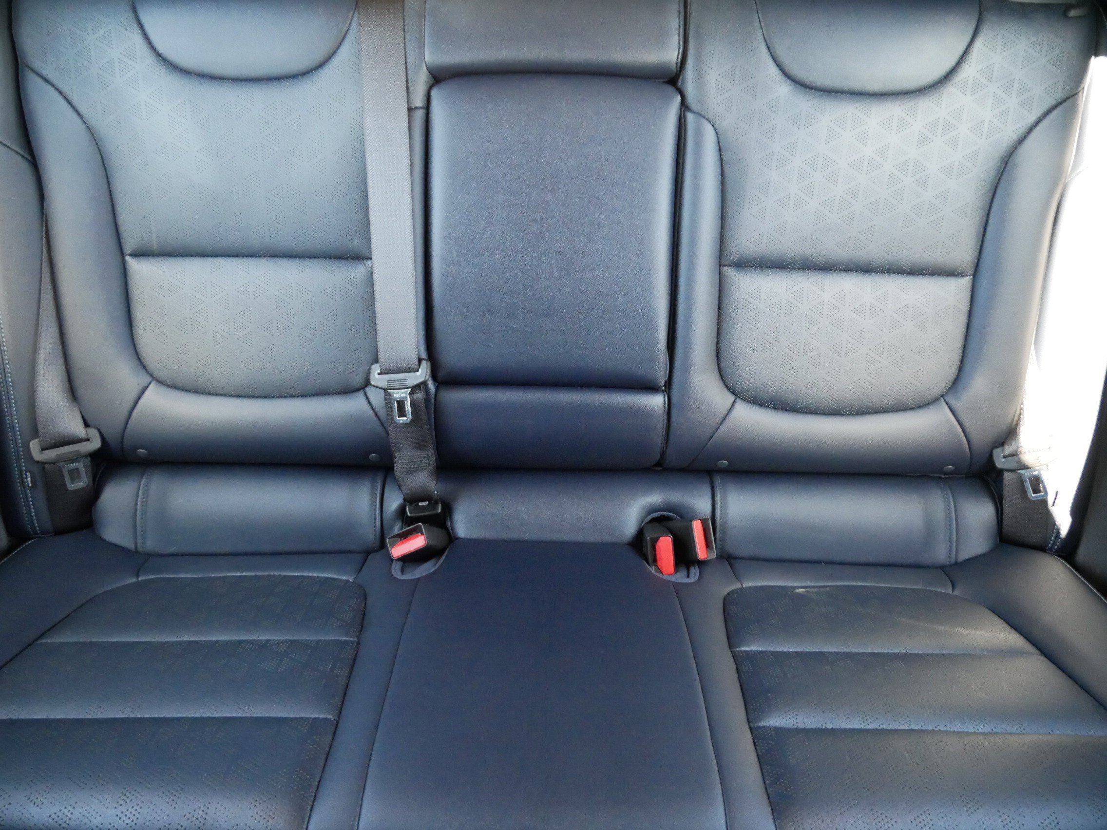 Used 2022 Chevrolet Bolt EUV Premier w/ Sun & Sound Package image 13