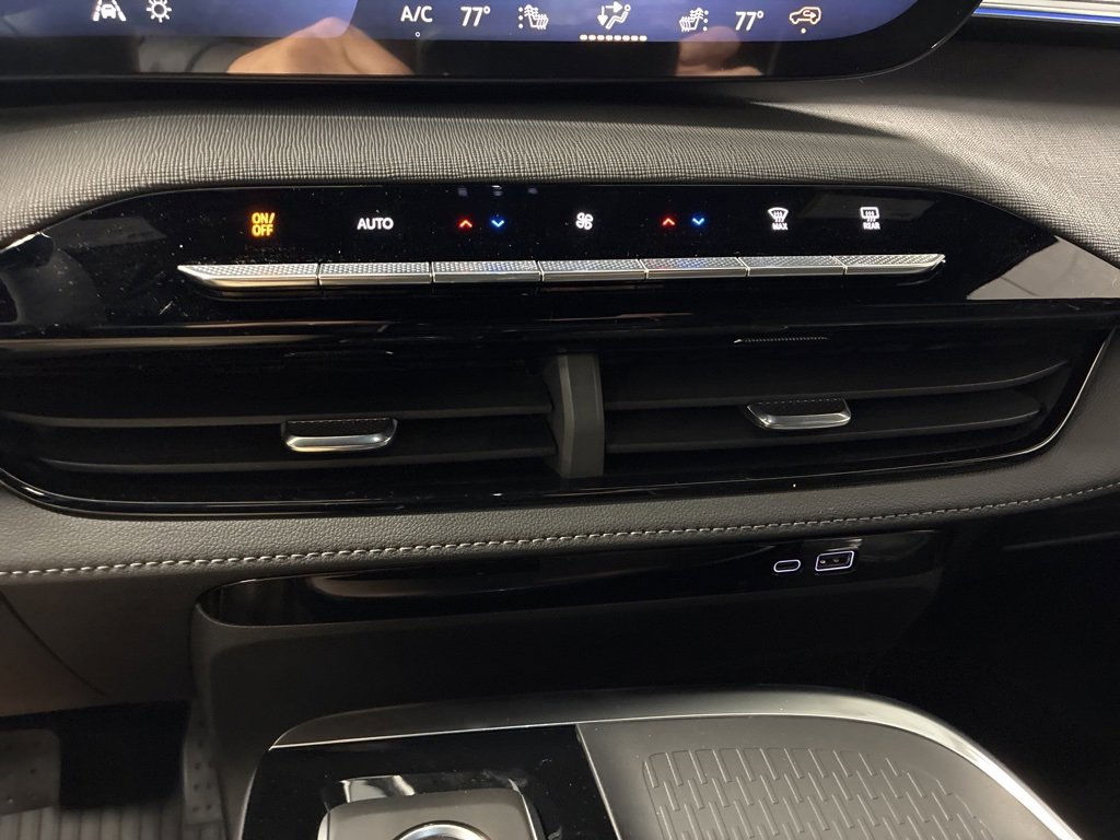 New 2026 Buick Enclave Sport Touring w/ Power Package image 26