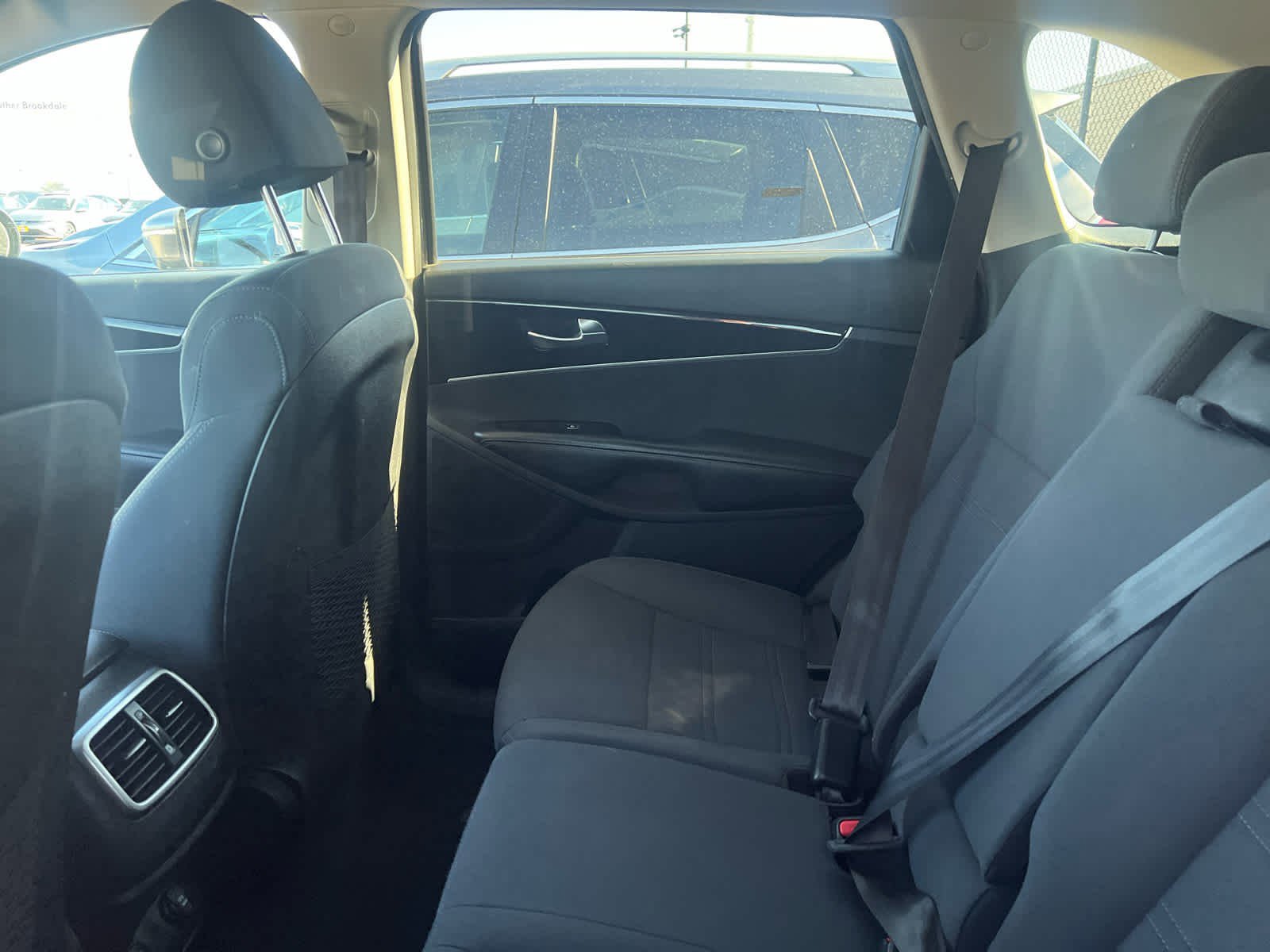 Used 2019 Kia Sorento LX w/ LX Convenience Package AWD/4WD image 5