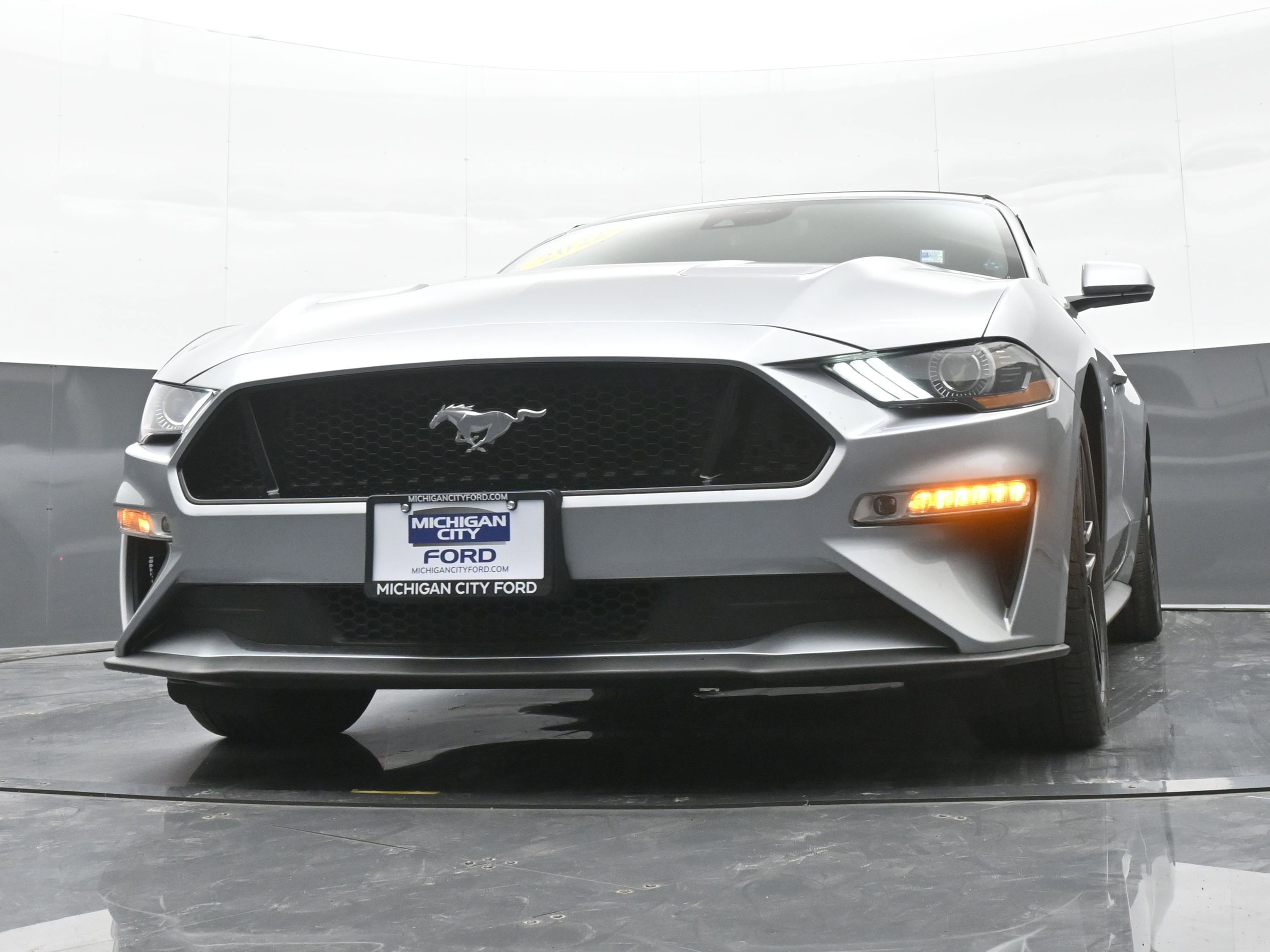 Used 2022 Ford Mustang GT Premium w/ Equipment Group 401A RWD image 38