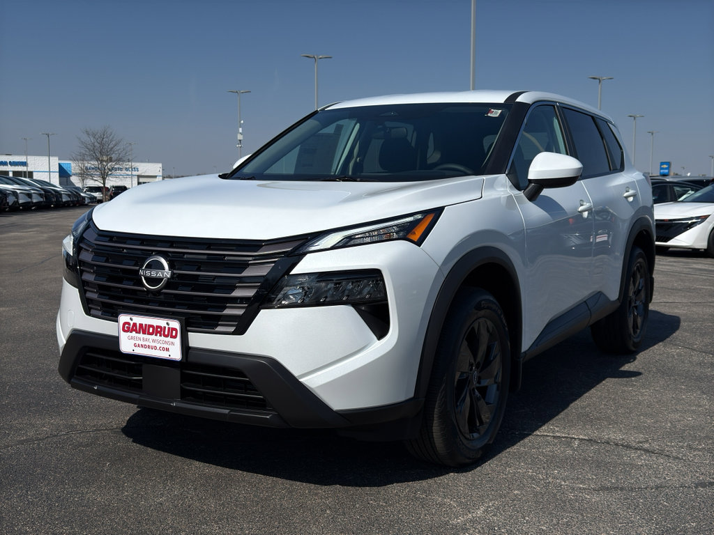 New 2026 Nissan Rogue SV image 2