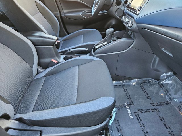 Used 2025 Nissan Versa SV w/ Trunk Package image 18