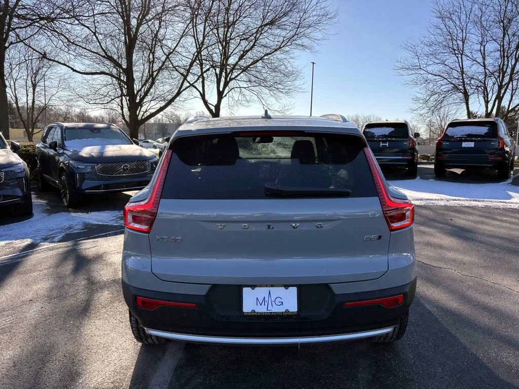 New 2025 Volvo XC40 B5 Plus w/ Protection Package Premier image 6