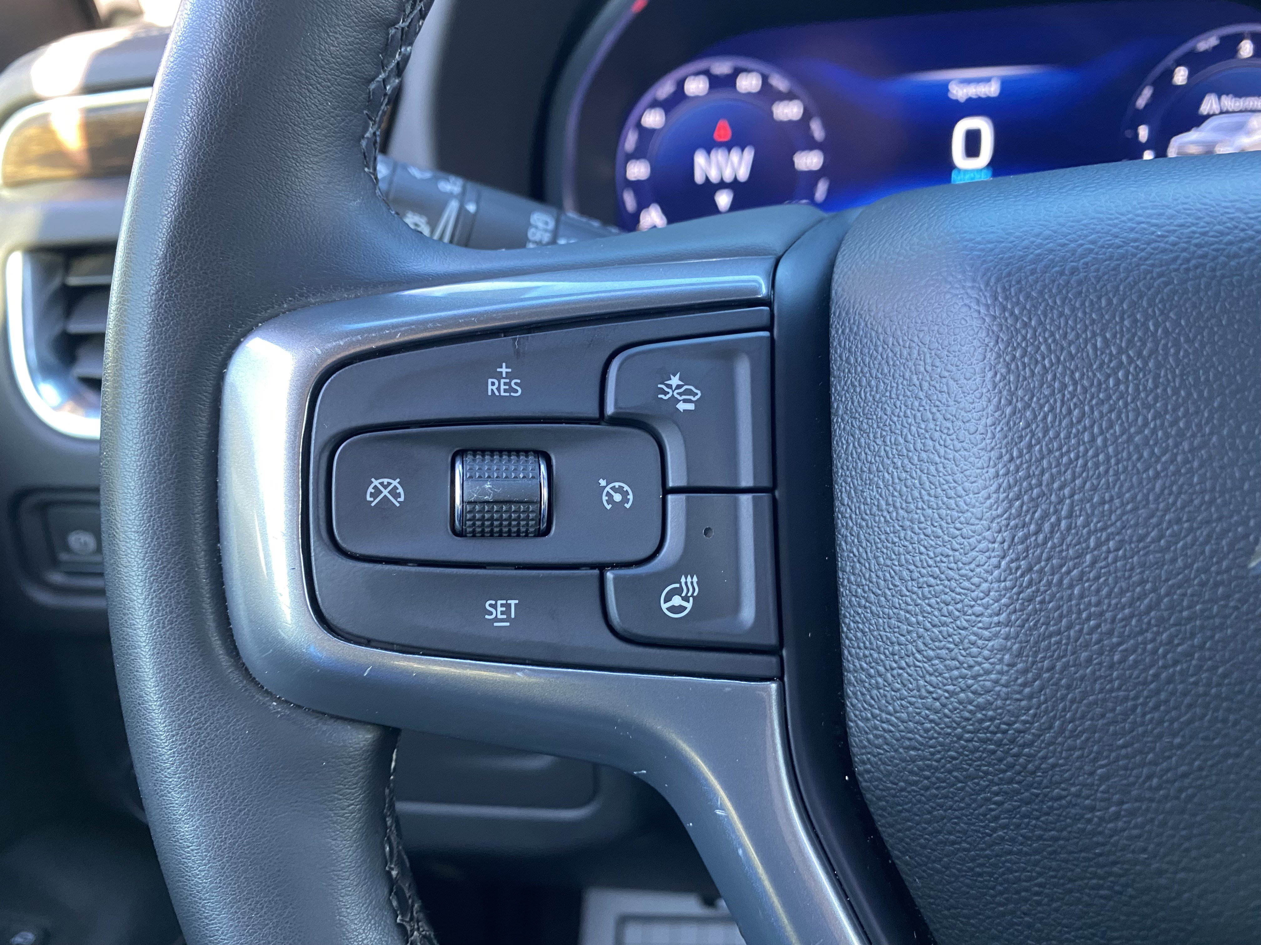 Used 2023 Chevrolet Tahoe Premier image 20