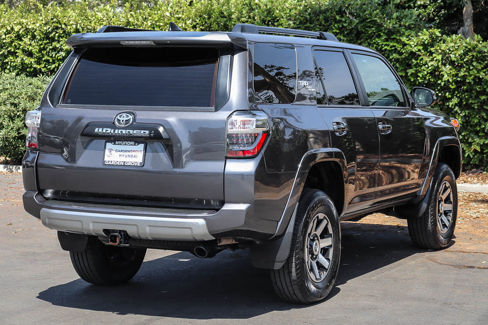 Used 2022 Toyota 4Runner TRD Off-Road Premium w/ Moonroof Package AWD/4WD image 6