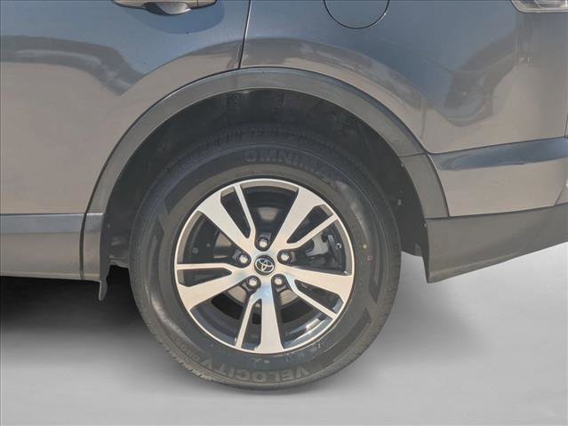 Used 2016 Toyota RAV4 XLE image 21