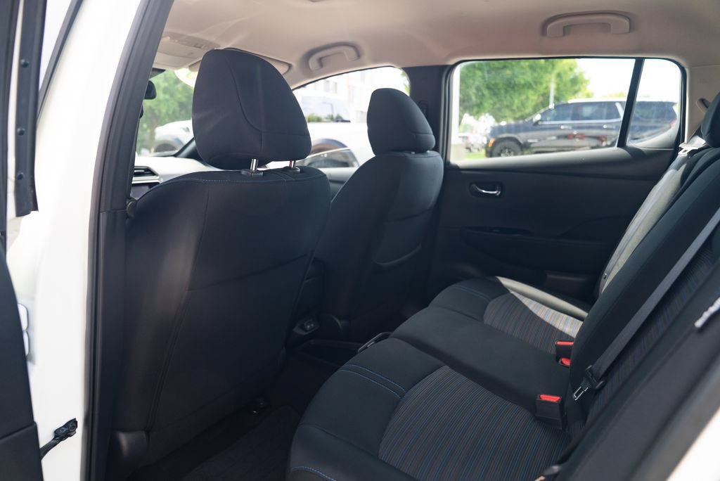 Used 2025 Nissan Leaf SV Plus FWD image 23
