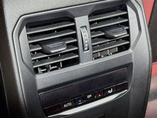 Used 2023 BMW 330i xDrive 330i xDrive w/ Driving Assistance Package image 28