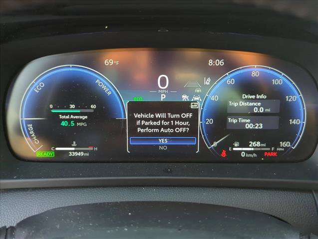 Certified 2023 Toyota Crown XLE image 17