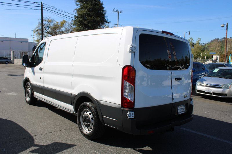 Used 2018 Ford Transit 150 130 Low Roof image 4