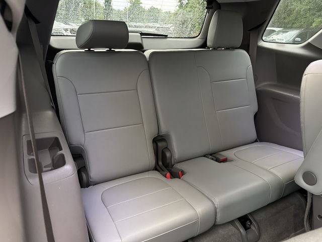 Used 2018 Chevrolet Traverse LT FWD image 17