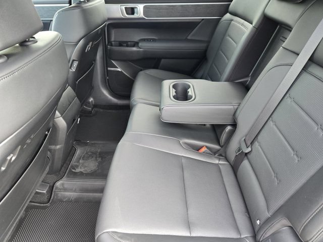 Certified 2026 Hyundai Santa Fe Limited AWD/4WD image 31