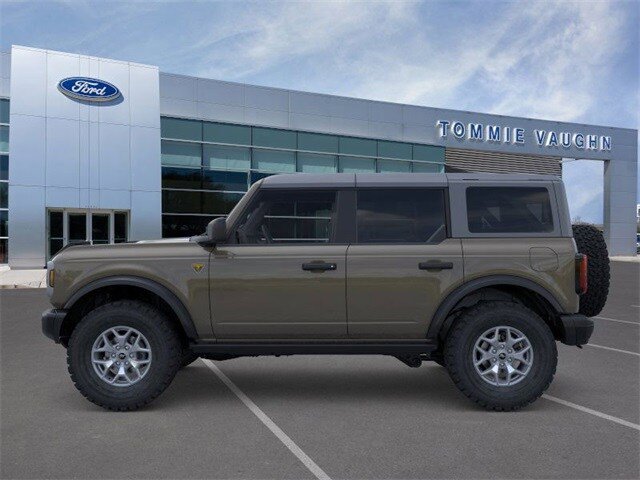 New 2025 Ford Bronco Badlands AWD/4WD image 2