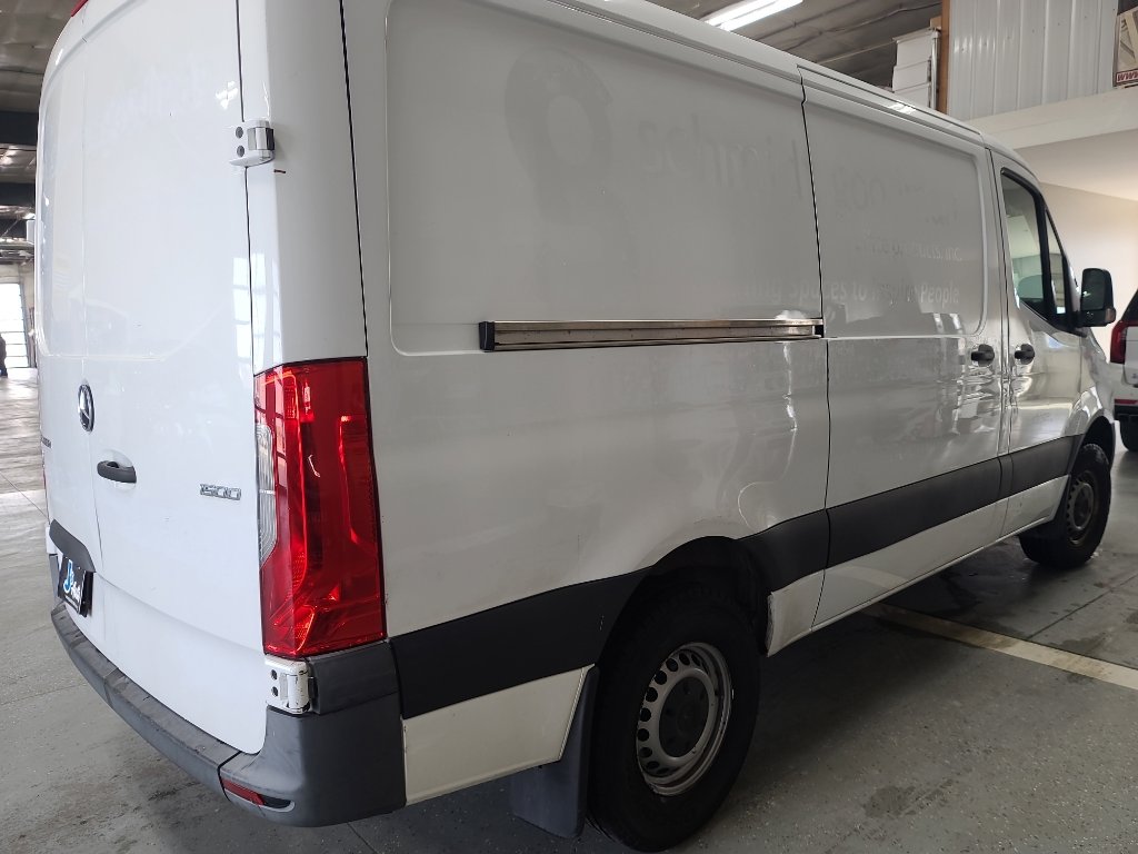 Used 2019 Mercedes-Benz Sprinter 144 image 5