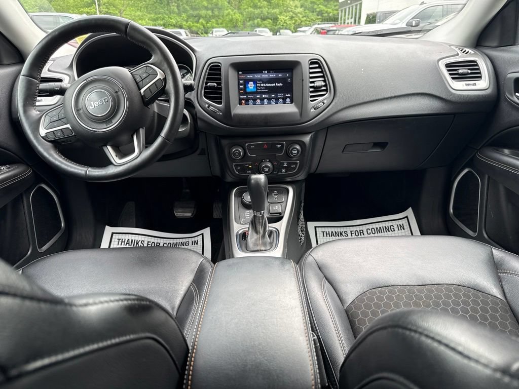 Used 2018 Jeep Compass Latitude w/ Popular Equipment Group AWD/4WD image 17