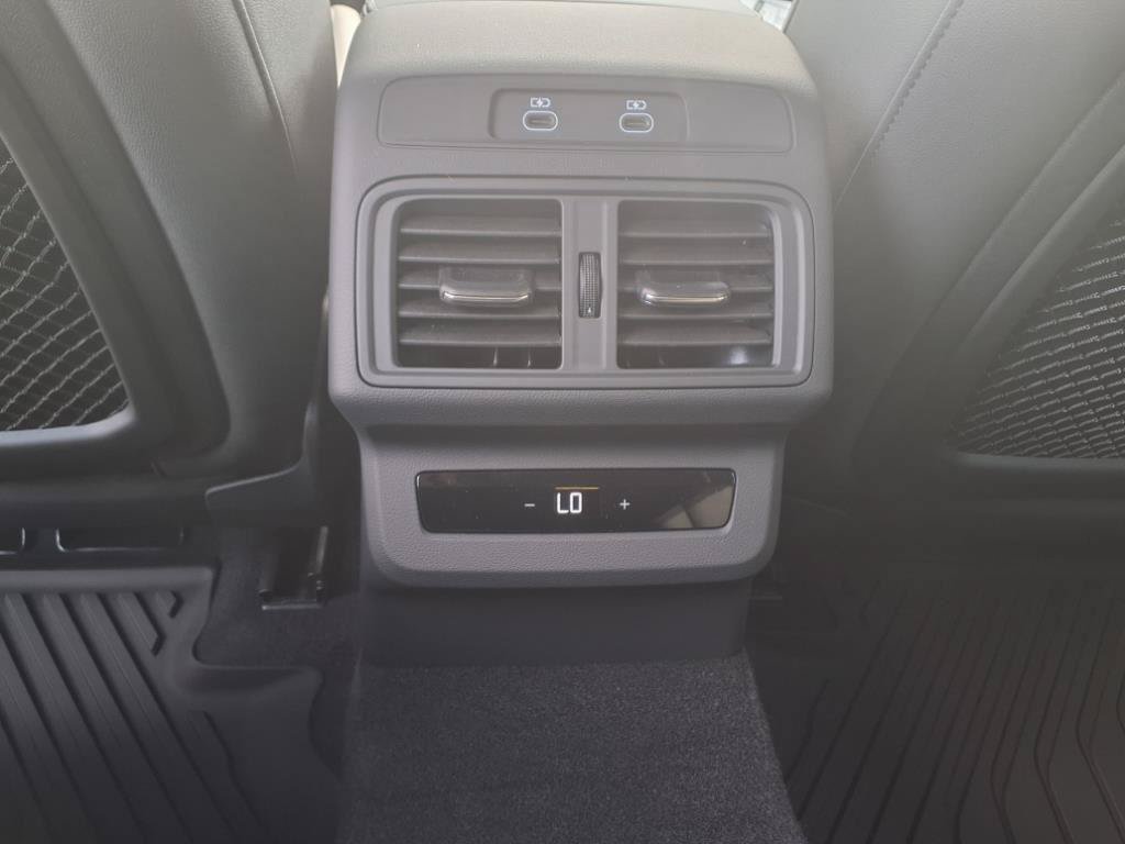 Used 2025 Audi Q5 Premium Plus AWD/4WD image 11