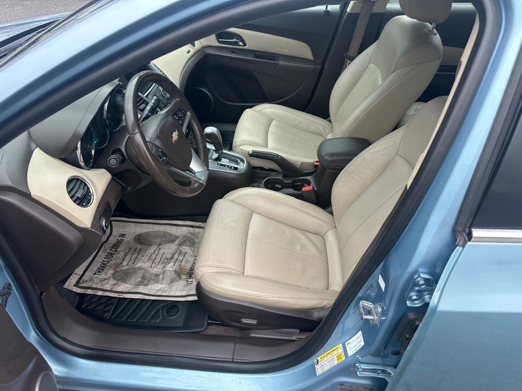 Used 2011 Chevrolet Cruze LTZ w/ RS Package FWD image 14