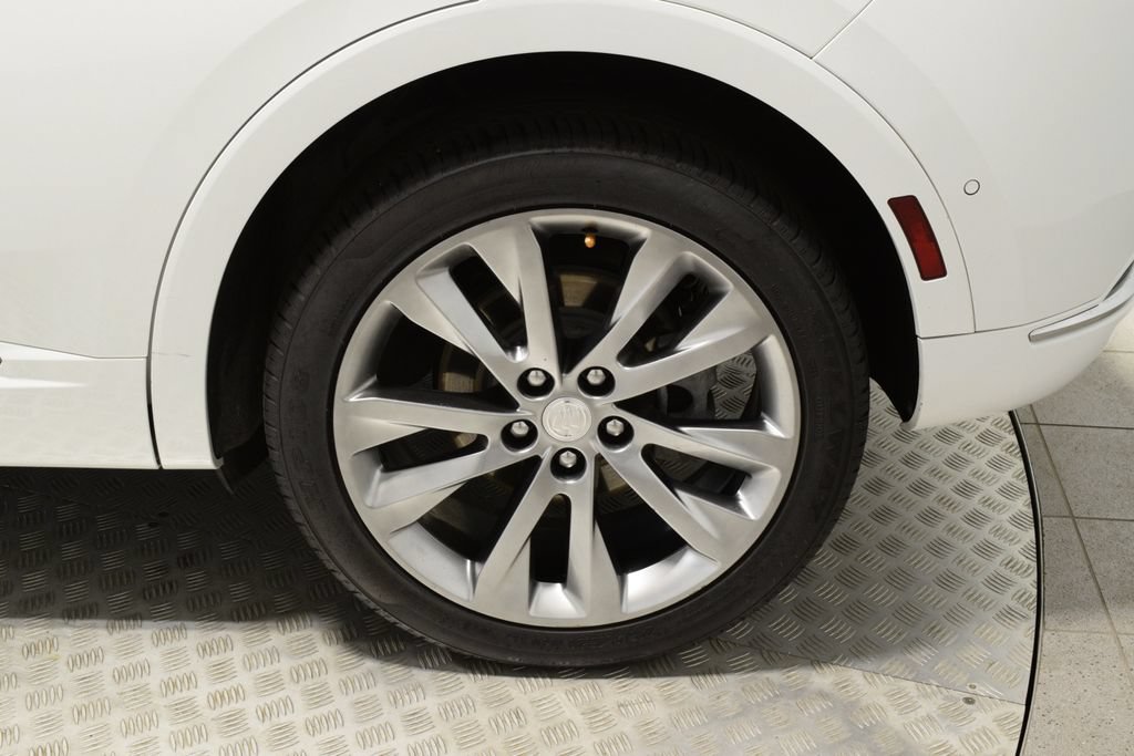 Used 2021 Buick Envision Avenir w/ Technology Package II FWD image 39