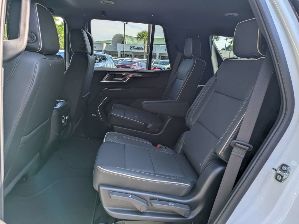 New 2026 GMC Yukon Elevation AWD/4WD image 15