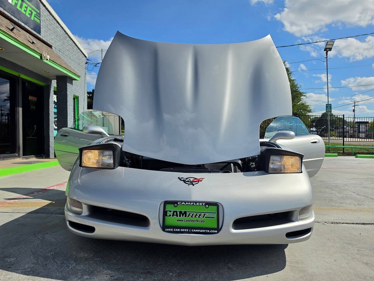 Used 2004 Chevrolet Corvette Coupe w/ Preferred Equipment Group RWD image 47