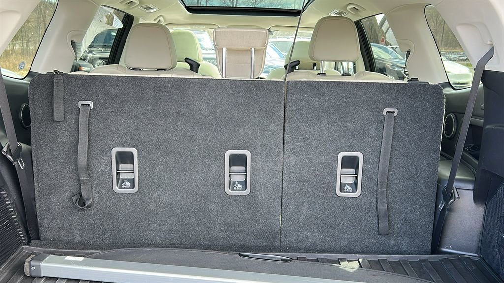 Certified 2023 Subaru Ascent Limited w/ Technology Package image 29