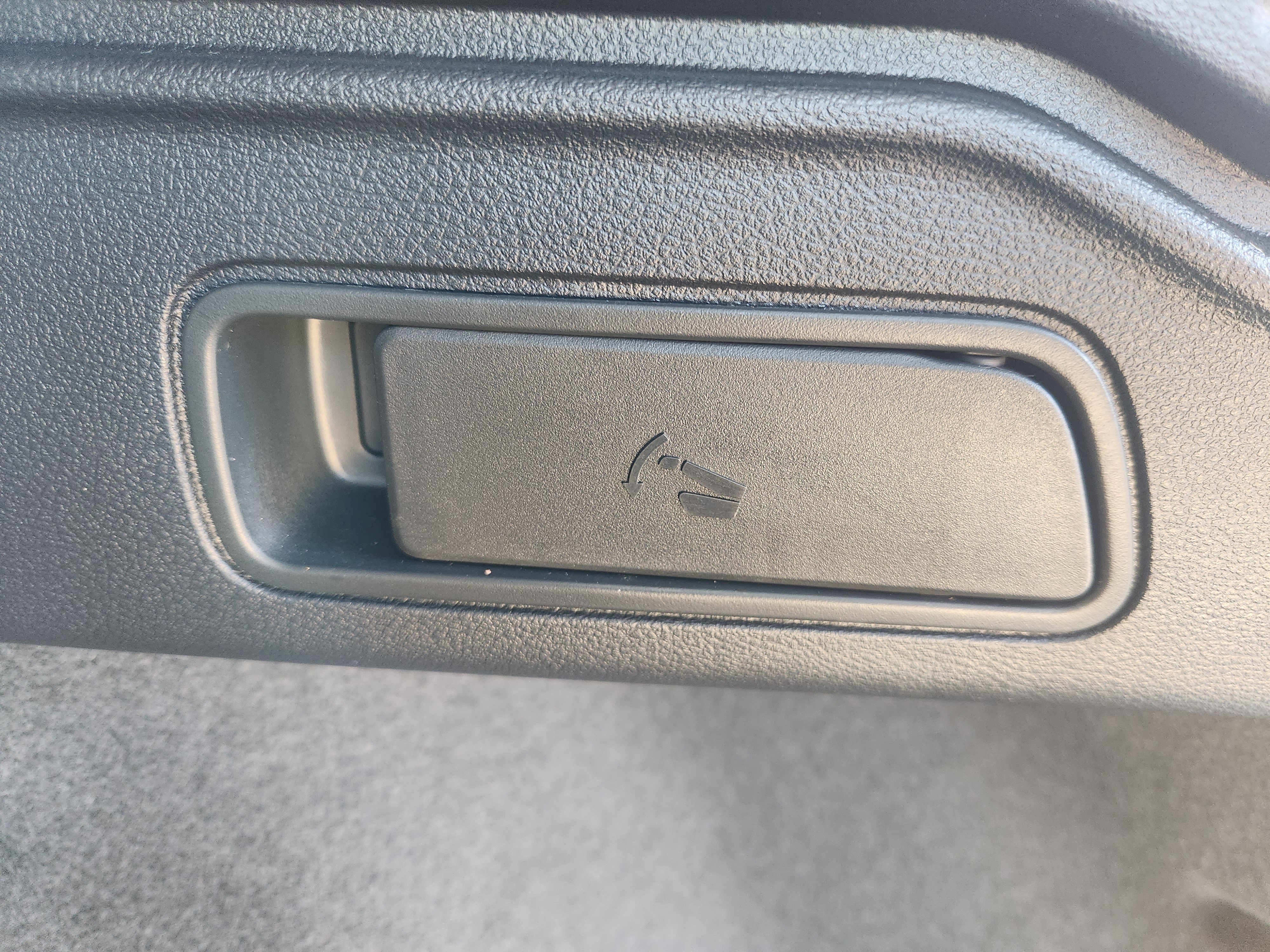 Used 2024 INFINITI QX50 Sport image 42