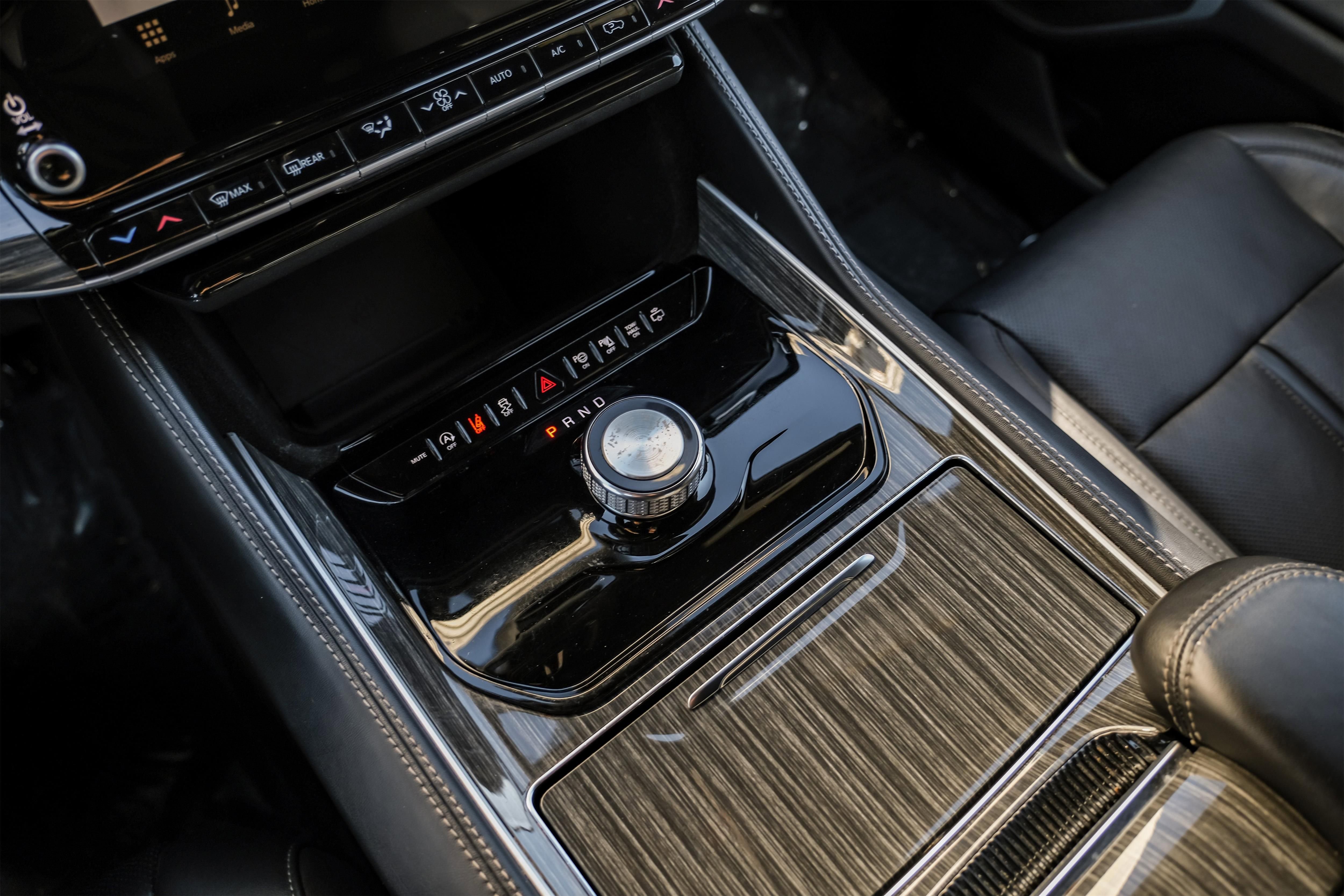 Used 2022 Jeep Wagoneer Series III w/ Convenience Group I image 24