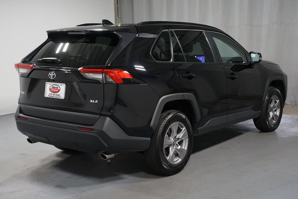 Certified 2025 Toyota RAV4 XLE FWD image 8