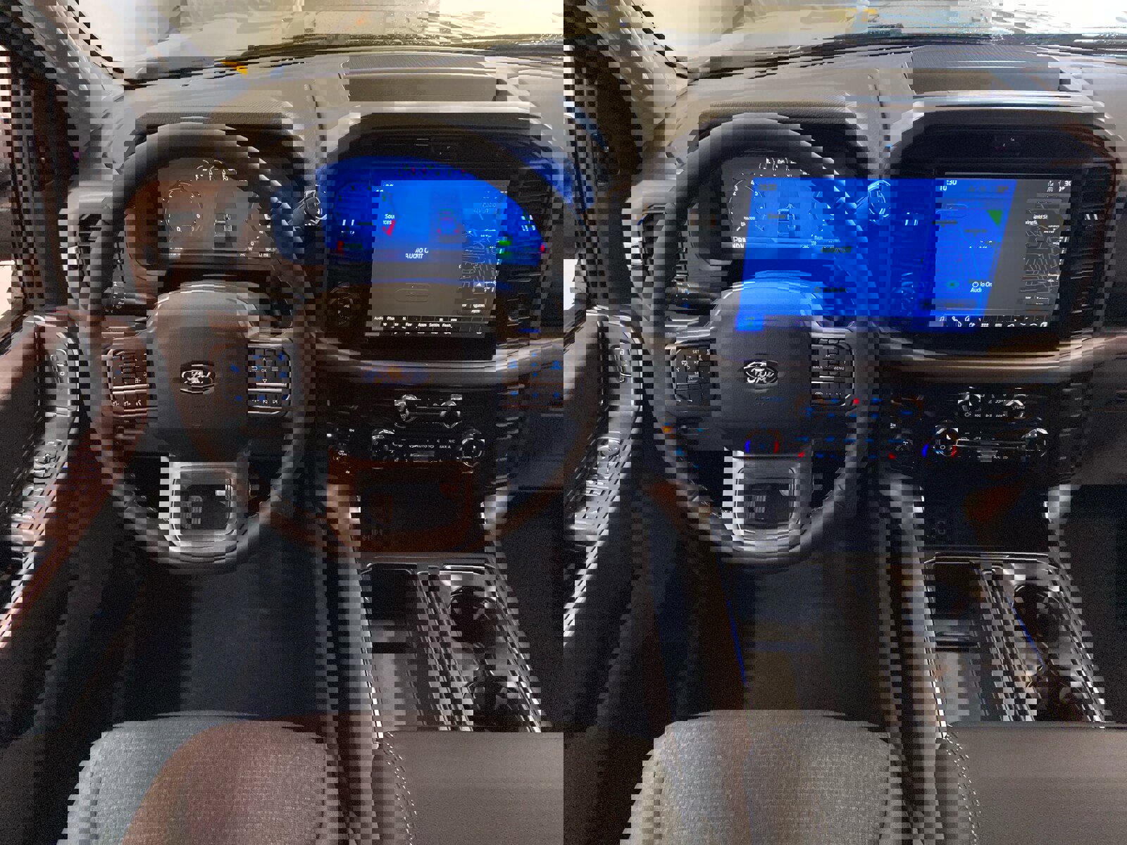 New 2025 Ford F150 XLT w/ Equipment Group 302A MID image 11