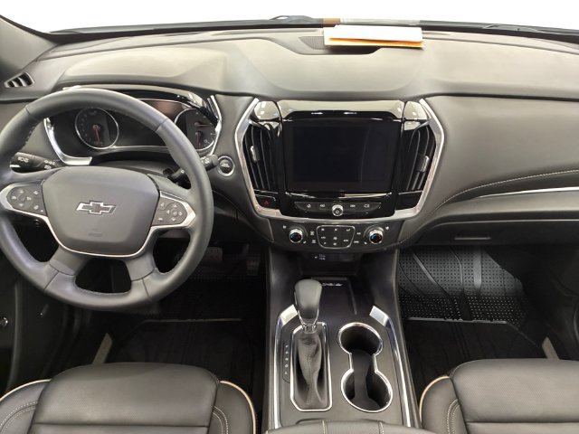 Used 2023 Chevrolet Traverse Premier w/ Redline Edition AWD/4WD image 21