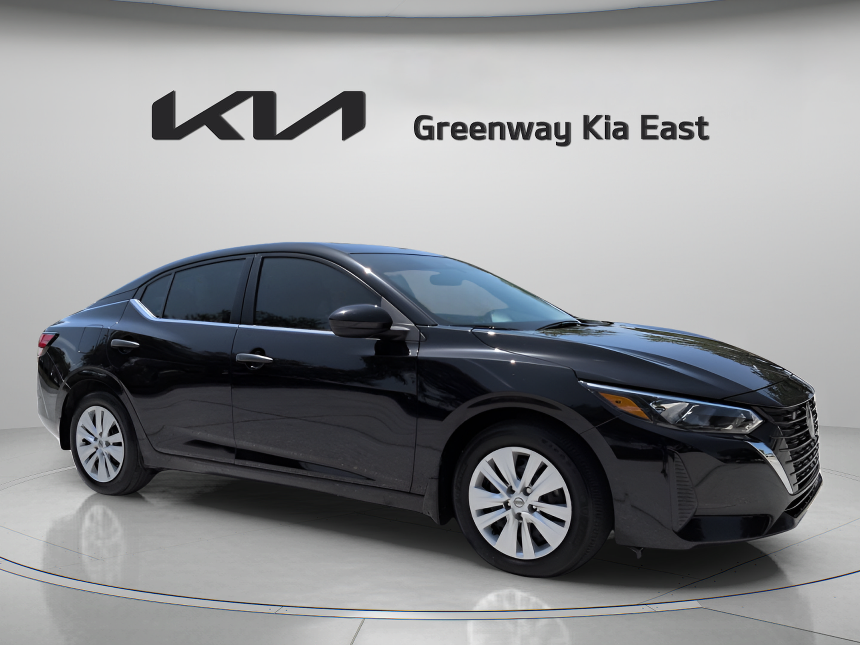 Used 2025 Nissan Sentra S FWD image 3