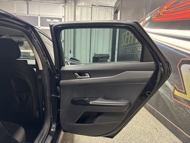 Used 2023 Kia K5 LXS image 23