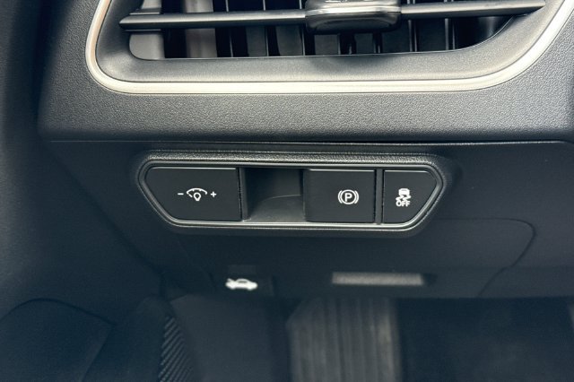 New 2027 Kia K4 FWD image 30
