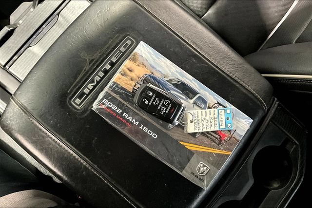 Used 2022 RAM 1500 Limited w/ Body-Colour Bumper Group AWD/4WD image 44