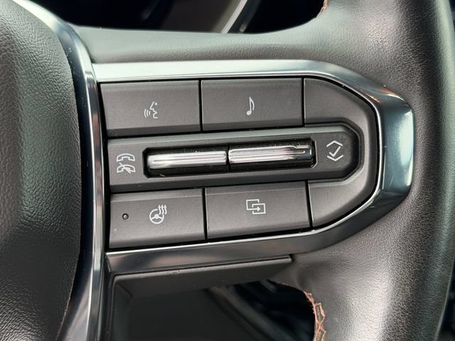 Used 2024 GMC Canyon AT4 w/ AT4 Premium Package AWD/4WD image 23