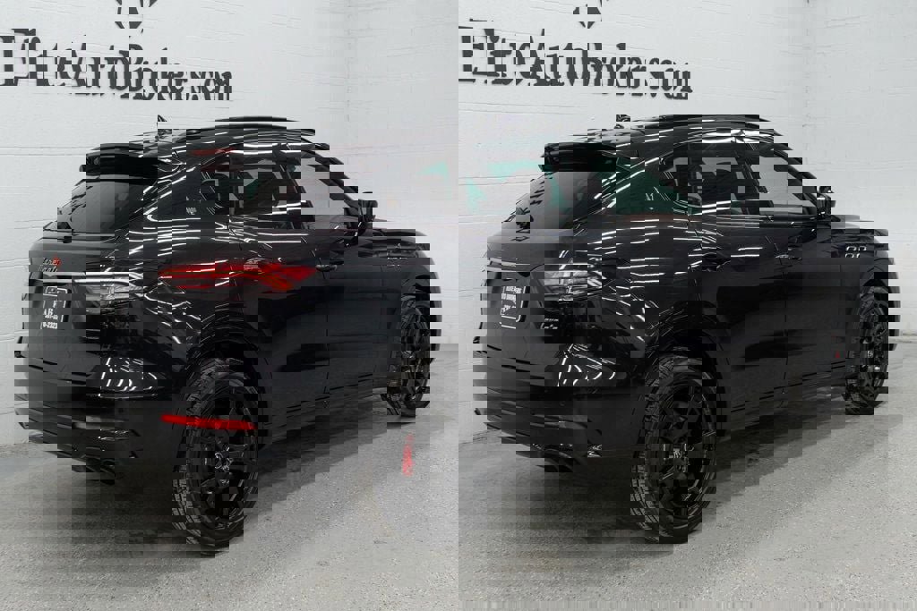 Used 2022 Maserati Levante GT image 45