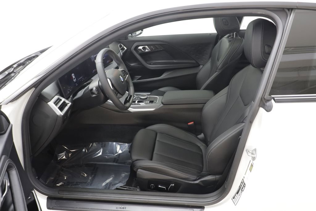 Certified 2025 BMW 230i xDrive Coupe w/ Convenience Package image 6