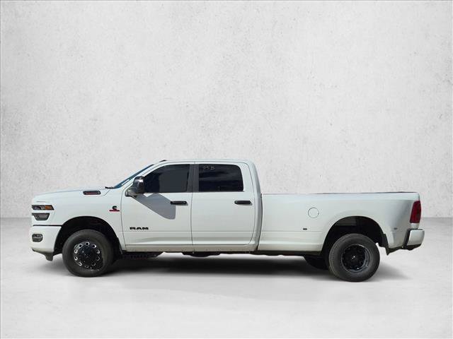 New 2026 RAM 3500 Big Horn AWD/4WD image 5