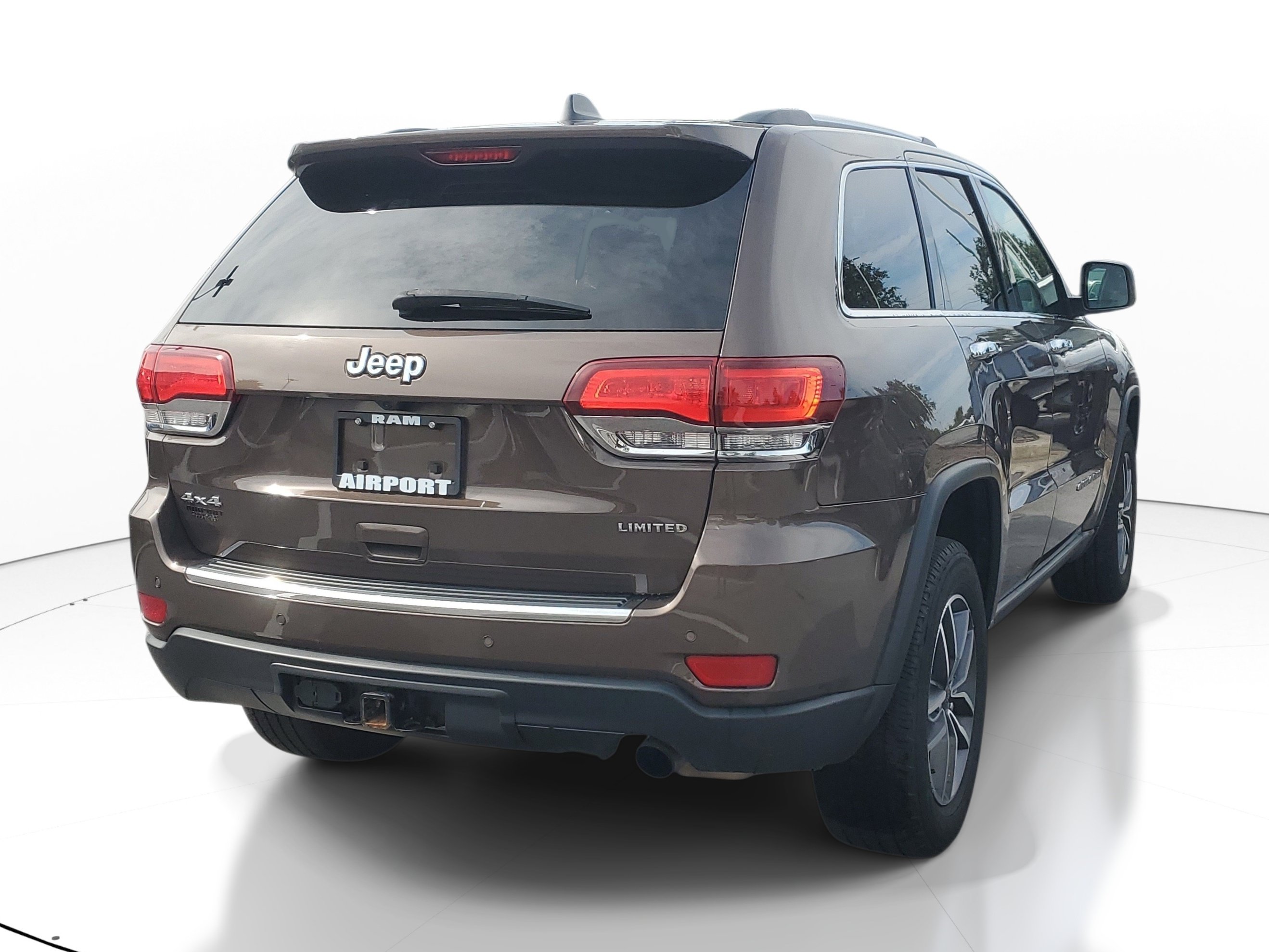 Used 2021 Jeep Grand Cherokee Limited w/ Luxury Group II AWD/4WD image 6