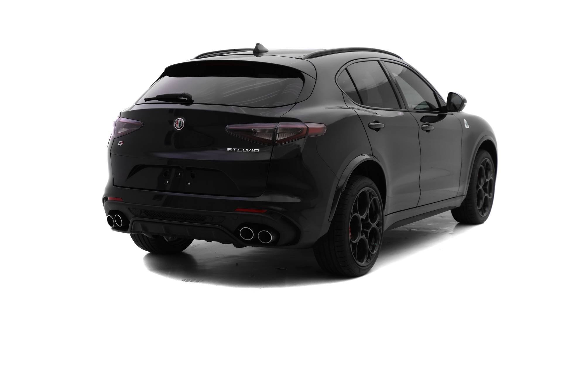 New 2024 Alfa Romeo Stelvio Quadrifoglio w/ Active Assist Plus Package image 4
