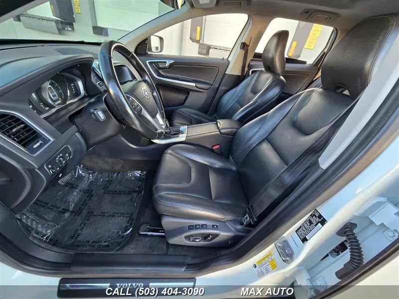 Used 2015 Volvo XC60 T5 Platinum image 12