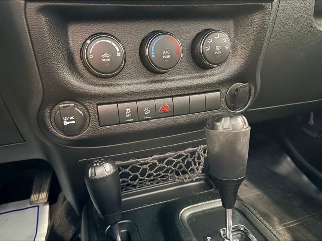 Used 2017 Jeep Wrangler Unlimited Sport image 26