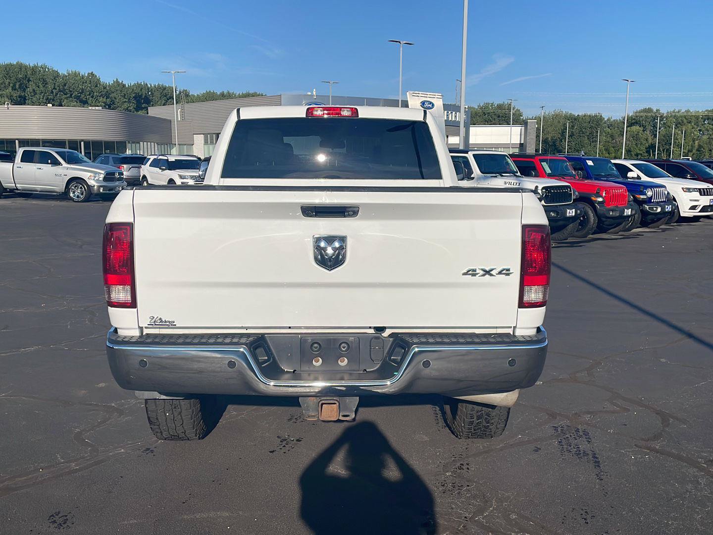 Used 2014 RAM 2500 Tradesman w/ Chrome Appearance Group AWD/4WD image 4