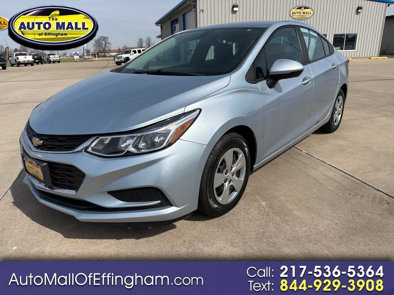 Used 2017 Chevrolet Cruze LS FWD image 1