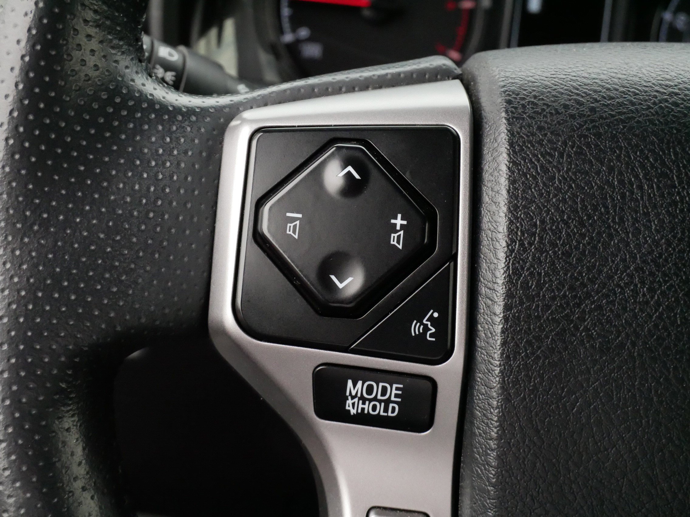 Certified 2023 Toyota 4Runner SR5 Premium w/ Moonroof Package AWD/4WD image 28
